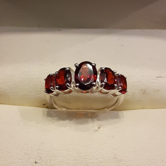 3.10ctw Genuine Garnet Platinum /925 - Picture 2 of 8